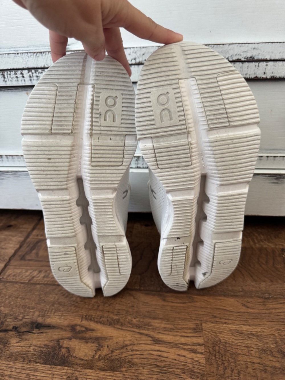 On Cloud Cloudnova All White Sneakers Women’s Size 9 Athletic Tennis Shoes - Picture 7 of 7